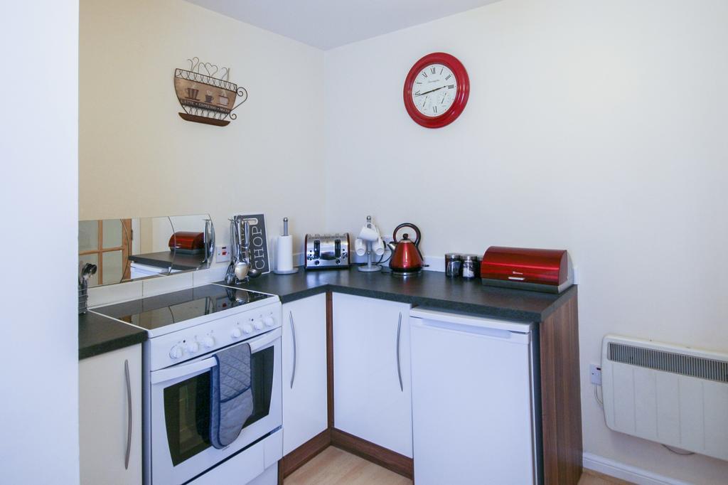 4 Varis Apartments فورس المظهر الخارجي الصورة